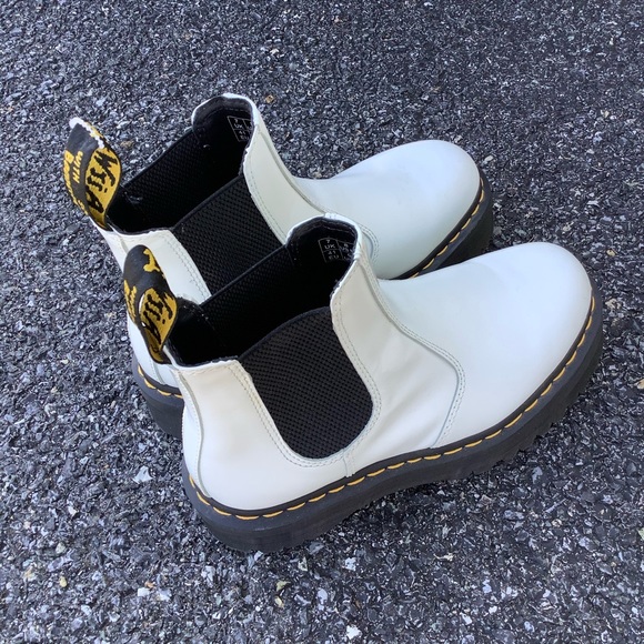 Dr. Martens 2976 Quad Leather Platform Chelsea Boots White US Ladies Size 9 - Picture 6 of 13